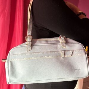 Light blue vintage shoulder bag